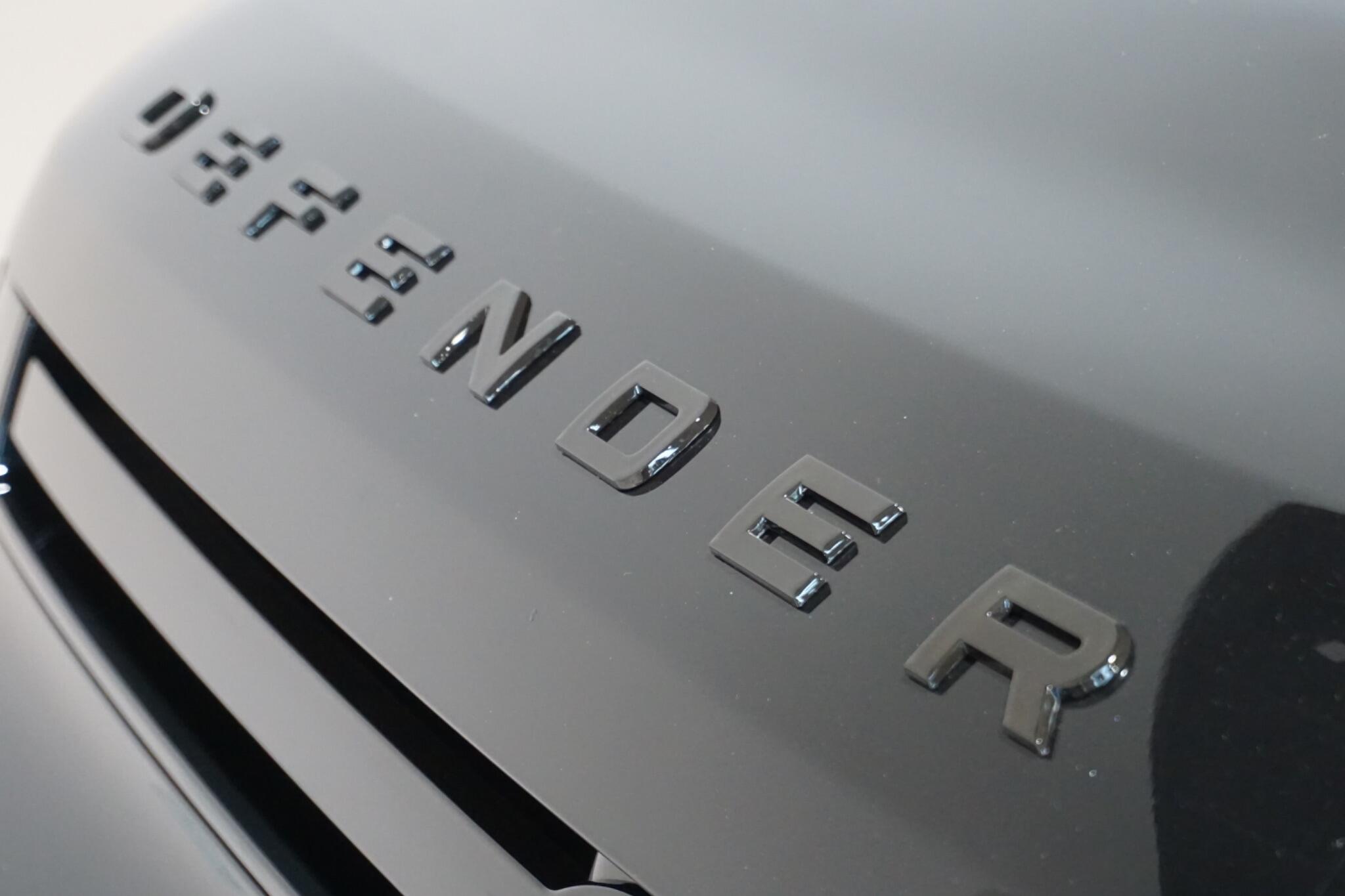 Land Rover Defender 110 3.0 D250 MHEV XS Edition SUV 5dr Diesel Auto 4WD Euro 6 (s/s) (250 ps)